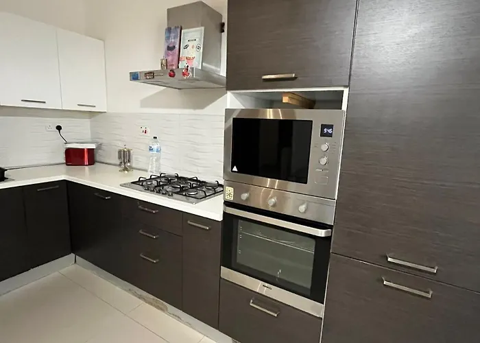 Modern Private In Swieqi Shared Flat With Private Bathroom * Saint Julian's